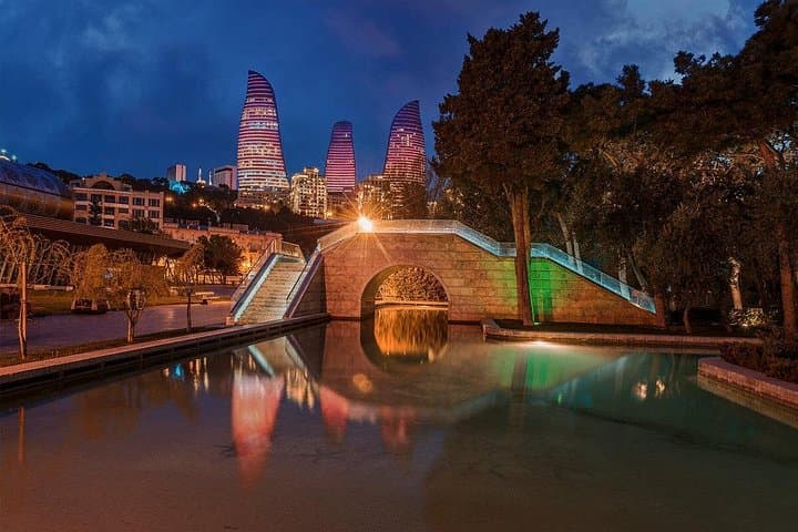 Baku Sightseeing City Tour: Old City, Funicular & Boulevard Highlights photo 4