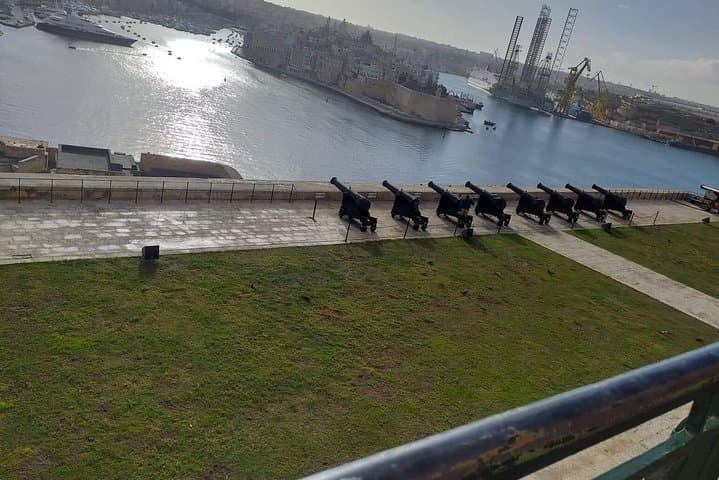 Half-Day Private Malta Driving Tour: Mdina, Dingli Cliffs & Blue Grotto photo 2