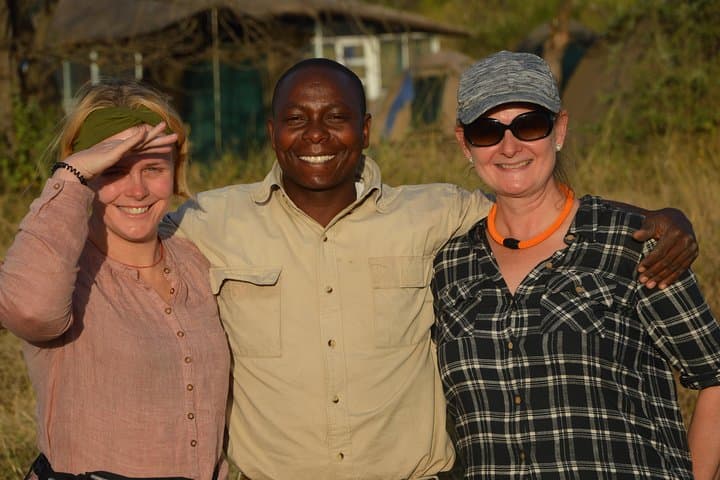 6-Day Northern Tanzania Safari and Culture: Tarangire, Serengeti, Ngorongoro & Lake Eyasi