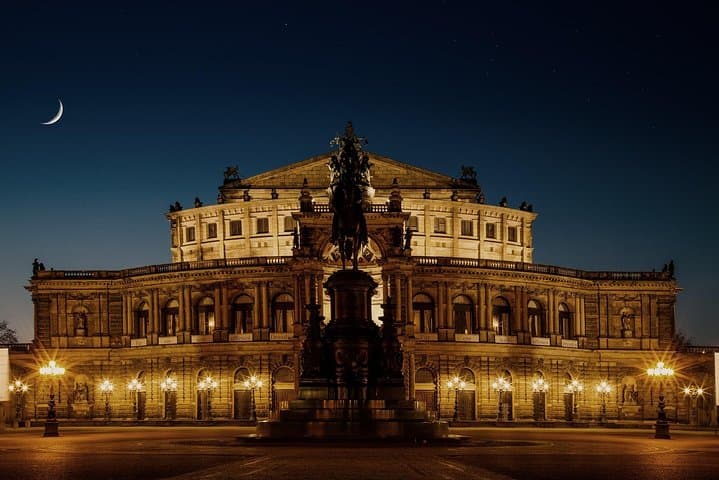 Prague to Dresden Private Day Trip: Historic Sights, Elbe Views & Shopping photo 5