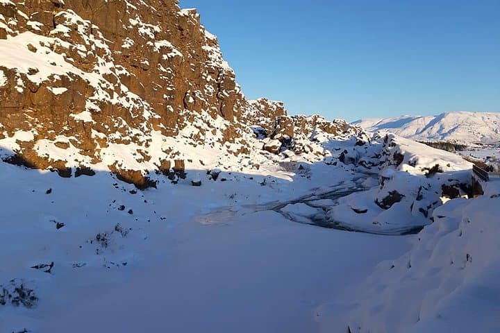 Iceland Winter Ring Road: Glaciers, Blue Ice Caves & Northern Lights photo 2