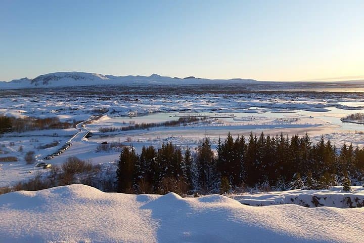 Iceland Winter Ring Road: Glaciers, Blue Ice Caves & Northern Lights photo 3
