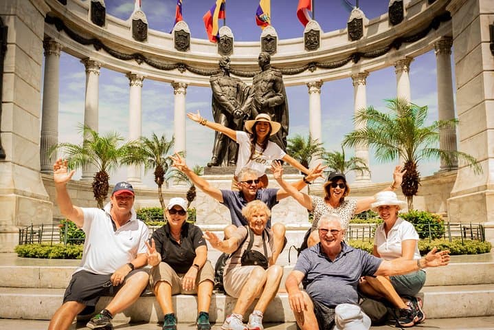 Guayaquil with a Local: Private 3.5-Hour City Tour of Malecon & Historic Neighborhoods
