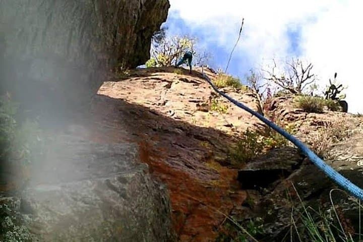 Rappelling Los Capulines: Half-Day Canyon Descent Near San Miguel de Allende photo 4