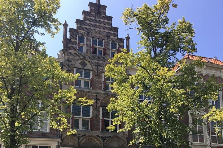 Private Walking Tour of Delft: Historic Sights, Canals & Vermeer Highlights photo 2