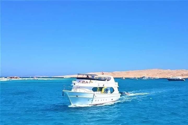 Hurghada Giftun Island Snorkeling Trip with Lunch — Red Sea Day Cruise photo 4