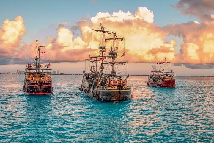 Cancun Pirate Dinner Cruise: Captain Hook Live-Action Show & Open Bar