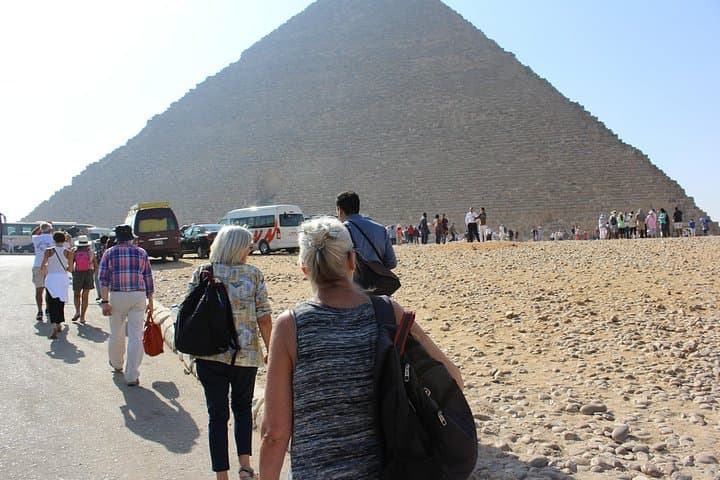 Hurghada to Cairo Day Tour: Giza Pyramids & Egyptian Museum with Private Egyptologist photo 3
