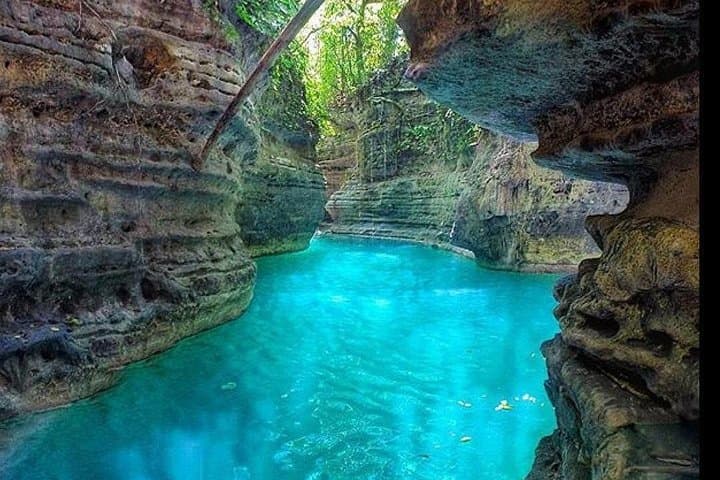 Oslob Whale Sharks, Canyoneering & Kawasan Falls — Day Trip to Sumilon Sandbar photo 5