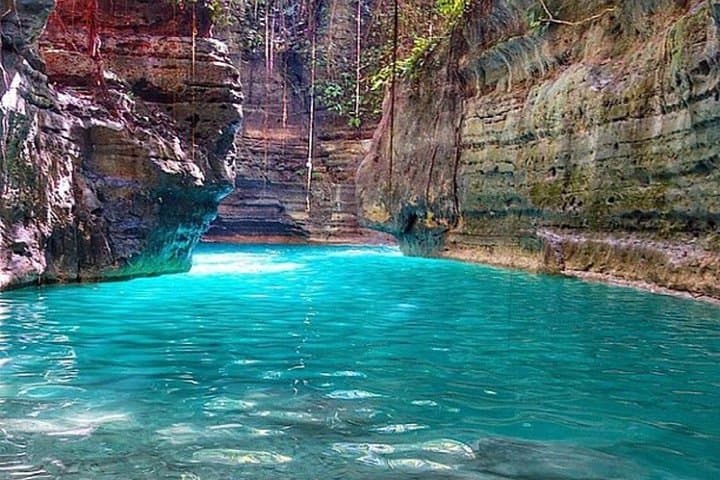 Oslob Whale Sharks, Canyoneering & Kawasan Falls — Day Trip to Sumilon Sandbar photo 6