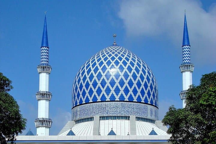 Blue Mosque & Batu Caves Day Tour from Kuala Lumpur photo 6