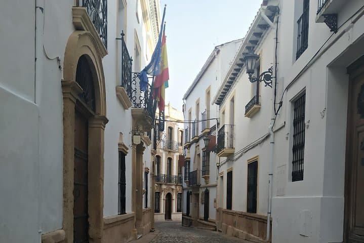 Afternoon Private Walking Tour of Ronda — 2-Hour Guided Visit with Local Expert photo 2
