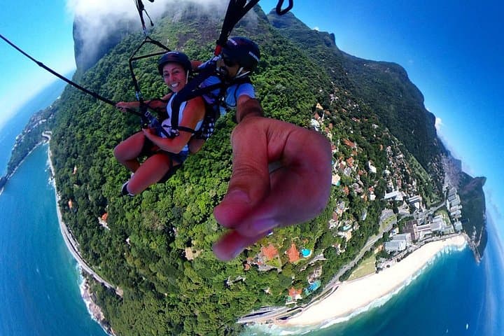 Tandem Paragliding Over Pedra Bonita — São Conrado Flights in Rio photo 3