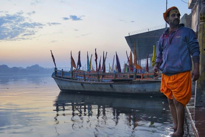 Private Mathura and Vrindavan Day Trip from Delhi: Temples, Boat Ride & Culture photo 4