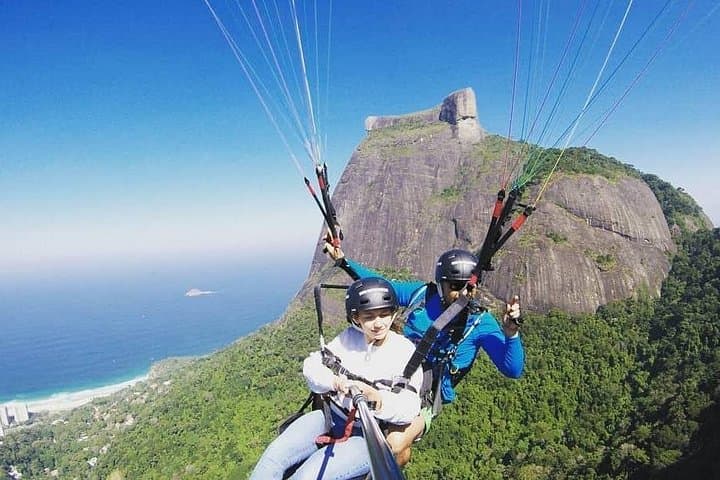 Tandem Paragliding Over Pedra Bonita — São Conrado Flights in Rio photo 2