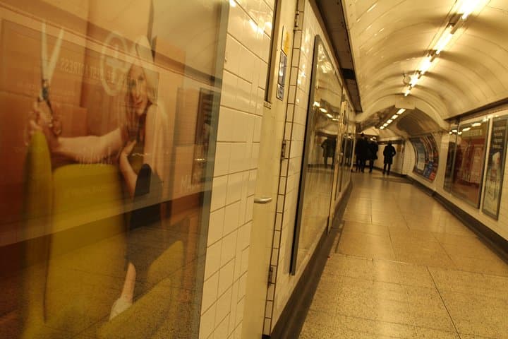 Exploring the London Underground: Private 2-Hour Tube Tour photo 3