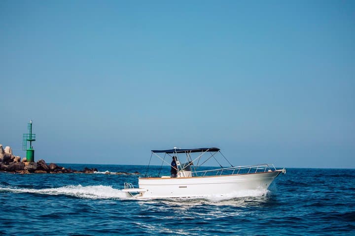Private Ischia Boat Tour: Swim, Snorkel and See Sorgeto & the Aragonese Castle photo 4