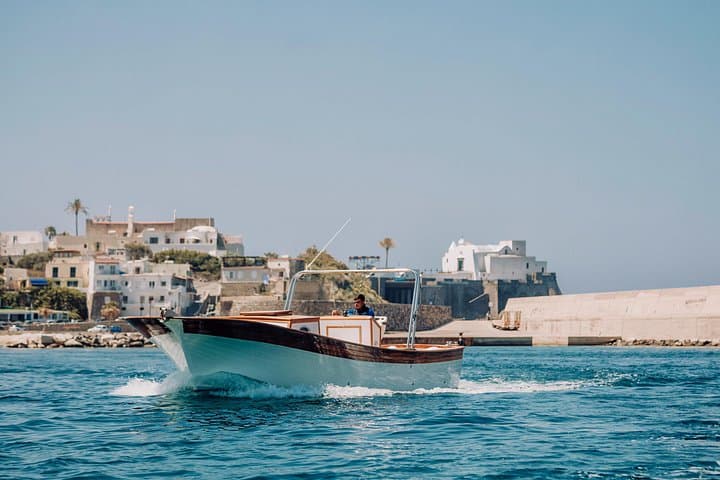 Circling Ischia: Full-Day Gozzo Boat Tour to Sorgeto, Sant'Angelo & Coastal Wonders photo 4