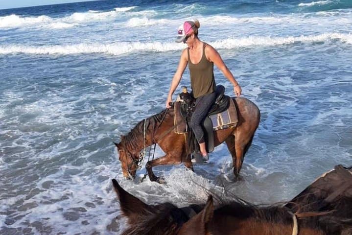 Aruba Advanced Horseback Riding Tour: Cunucu Countryside & Northeast Coast Gallops photo 3
