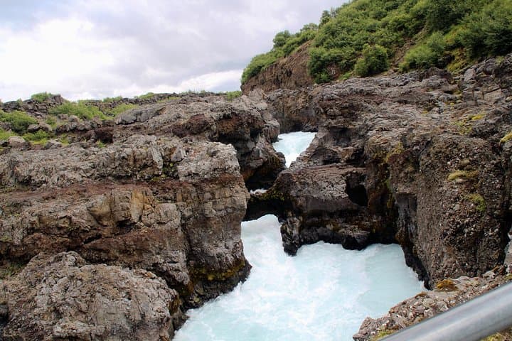 Silver Circle Tour: Deildartunguhver Hot Spring, Hraunfossar & Barnafoss Day Trip from Reykjavik photo 4