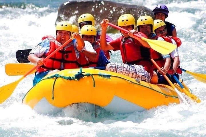 Urubamba River Rafting and Zipline from Cusco: One-Day Sacred Valley Adventure