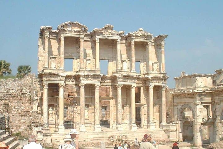 Ephesus to Pamukkale in 48 Hours: Ruins, Travertines & Thermal Springs photo 1