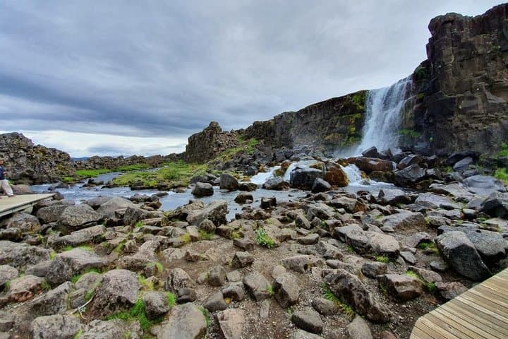 Golden Circle Iceland: Thingvellir, Geysir & Gullfoss Day Tour photo 2