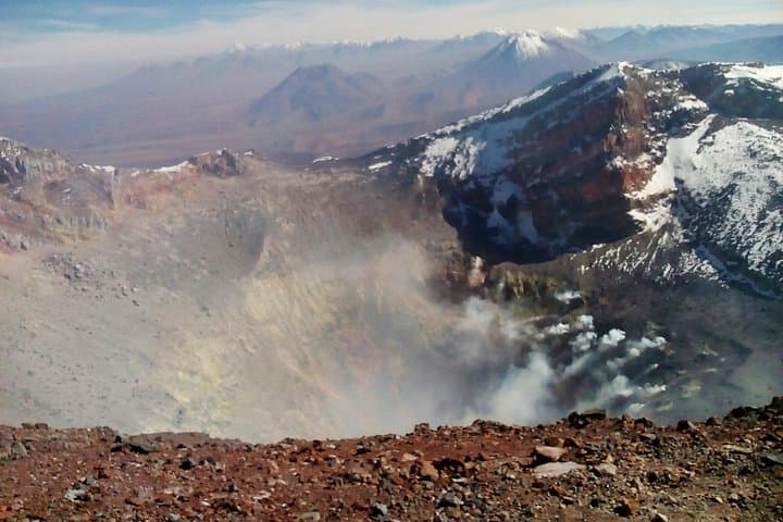 Summit Lascar Volcano — Sunrise Ascent to 5,592 m from Laguna Lejía photo 2