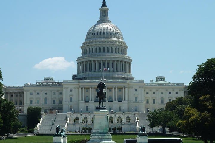 Presidential DC: Capitol Hill & Monuments Tour with US Capitol Entry photo 3