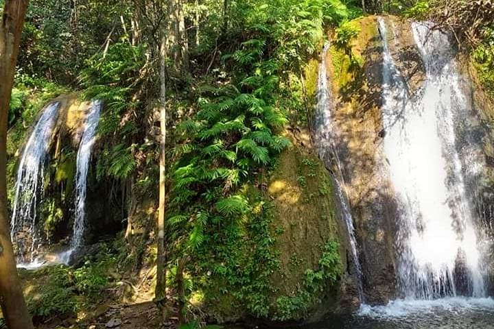 Pakheo Trek: 2-Day Hike from Phonsavan to Plain of Jars and Tad Kha Waterfall photo 2