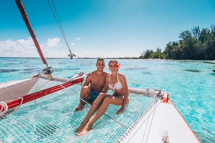 Private Moorea Catamaran: Half-Day Snorkel with Sharks, Rays & Coral Gardens