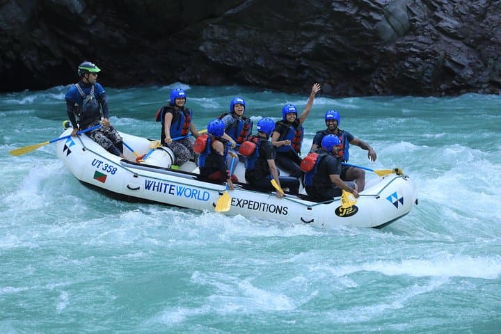 3-Day Ganga Rafting Expedition: Devprayag to Rishikesh with Beach Camping photo 4