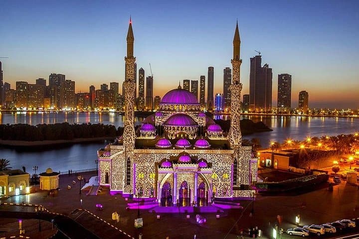 Sharjah City Tour: Corniche, Al Qasba & Blue Souq Highlights