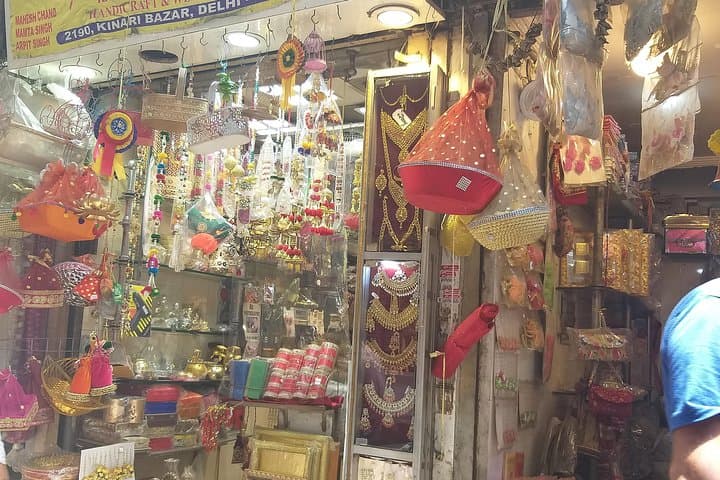 Insider's Delhi Shopping Tour: Private Markets & Local Expert photo 6