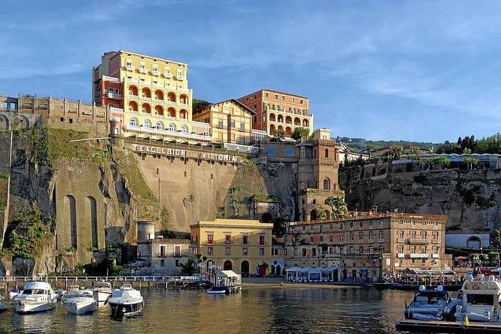 Pompeii & Sorrento Day Tour from Naples: Ruins, Cliffs and Limoncello photo 4