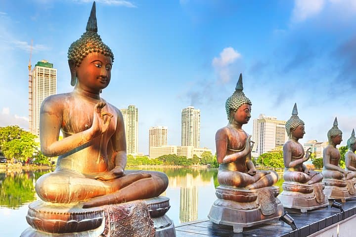 Half-Day Colombo Private City Tour: Seema Malaka, Dutch Hospital & Independence Square photo 1