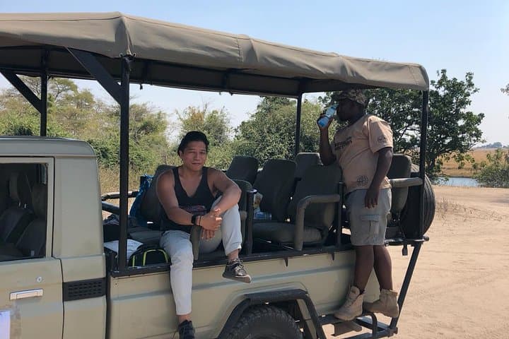 Victoria Falls to Okavango Delta: 12-Day Chobe Safari & Mokoro Expedition photo 3