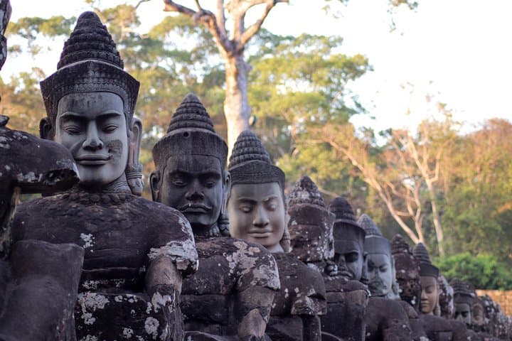 3-Day Angkor Wat Temple Tour from Siem Reap — Bayon, Ta Prohm & Apsara Dinner