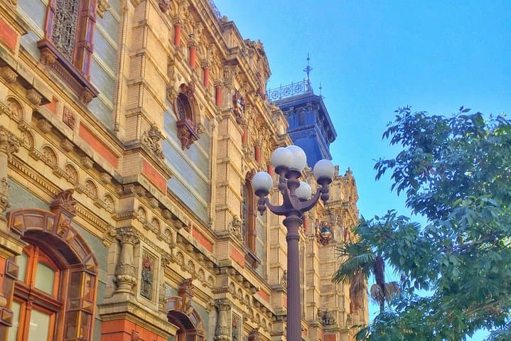 Buenos Aires Night Bike Tour — Palaces, Theaters & Hidden Architecture photo 4