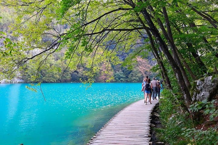 Plitvice Lakes Rhapsody: Full-Day Tour to Croatia's Turquoise Cascades photo 3
