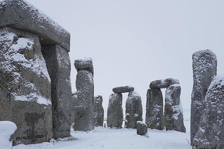 private-guided-tour-stonehenge-ancient-stone-circle-and-woodhenge photo 2