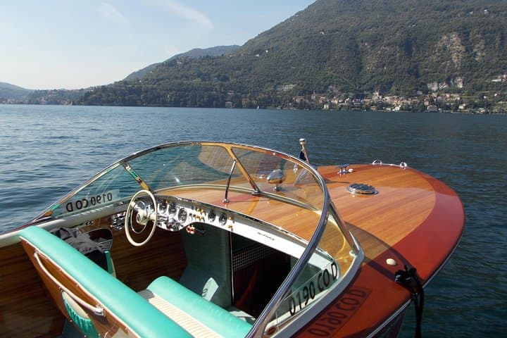 Private Riva Speedboat Cruise on Lake Como with Wine at Sunset photo 3