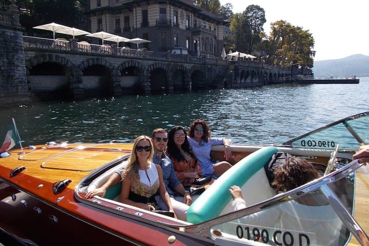 Private Riva Speedboat Cruise on Lake Como with Wine at Sunset photo 6