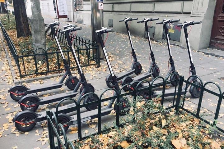 E-Scooter Krakow Sightseeing: 2-Hour Old Town & Wawel Tour photo 6