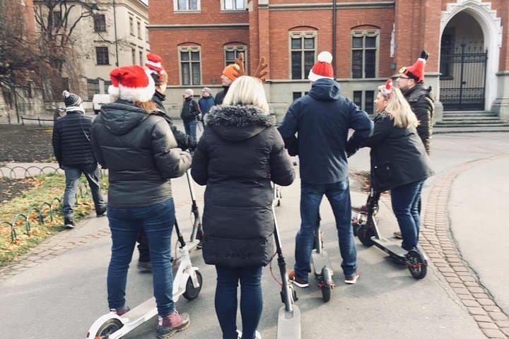 Krakow E-Scooter Rental: 3-Day Urban Ride for Sightseeing and Short Trips photo 2