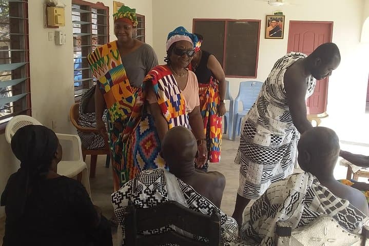 Kumasi Heritage Tour: Kente Weaving, Adinkra Stamping & Naming Ceremony in a Day
