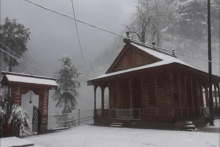 5-Day Kullu Manali Manikaran Volvo Tour from Delhi — Rohtang & Kullu Highlights photo 4