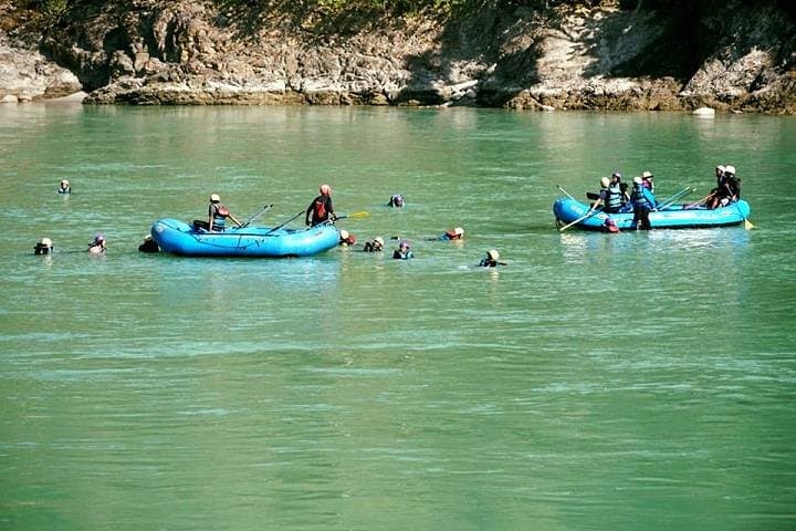 Rishikesh Adventure: 2‑Night, 3‑Day Ganges Rafting, Ashrams & Trekking Tour from Delhi photo 2