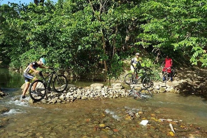 Mountain Biking Cabarete: Trails, Caves & La Boca de Yasica photo 5