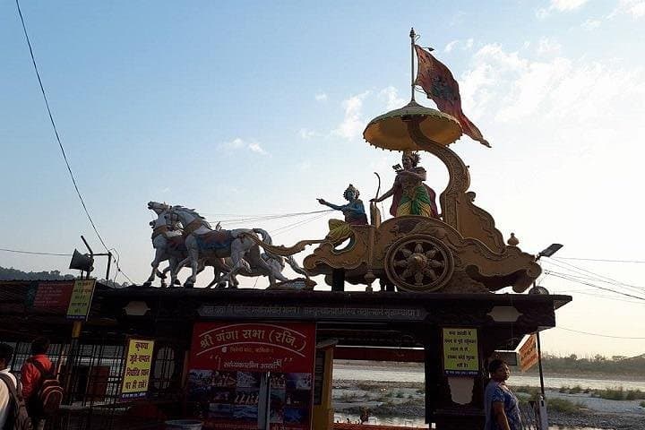 Rishikesh Adventure: 2‑Night, 3‑Day Ganges Rafting, Ashrams & Trekking Tour from Delhi photo 4
